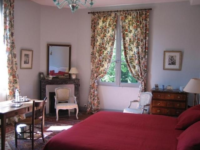 Les Longchamps Bed & Breakfast Neuillé Eksteriør bilde